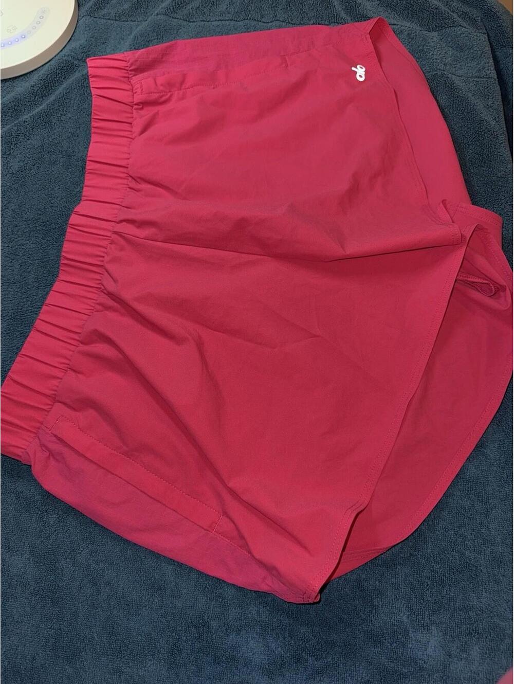 Alo Womens Playmaker Pink Dolphin Shorts Sz L Active Barbie Athleisure #02 - Picture 2 of 12